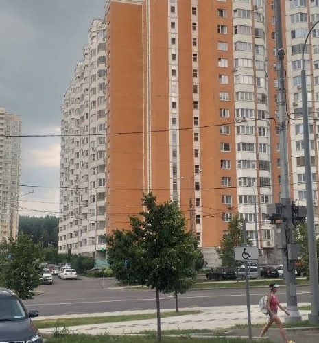 2-комн квартира улица Летчика Грицевца, 12