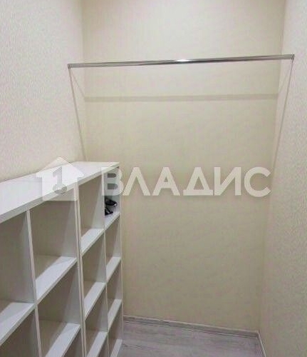 2-комн квартира улица Летчика Ульянина, 7