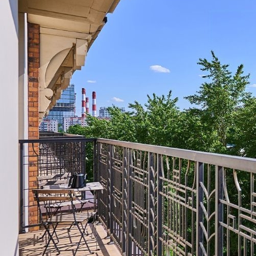 4-комн квартира улица Косыгина, 2к1