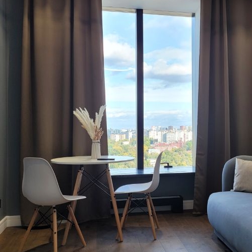 Студия площадь Курского Вокзала, 1