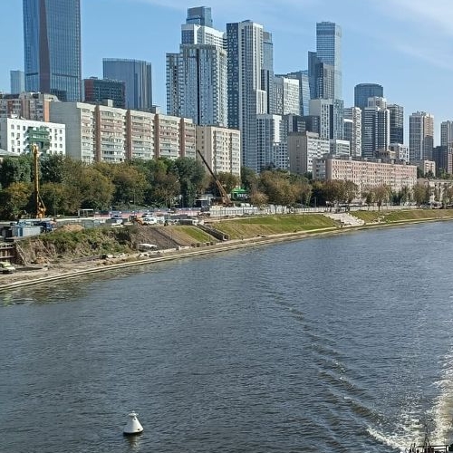 4-комн квартира Береговой проезд, 1Б