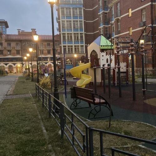 5-комн квартира с. Николо-Урюпино, улица Сергея Жадобкина, 2к1