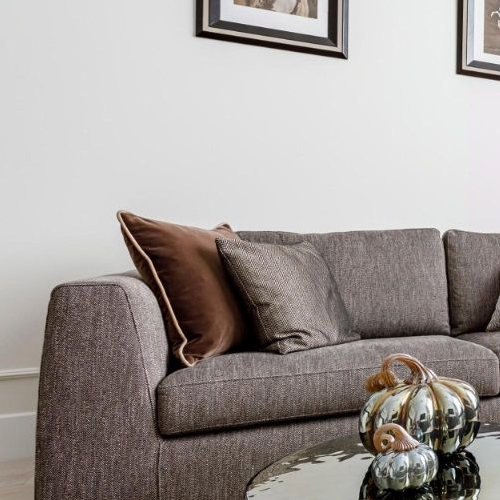 2-комн квартира улица Авиаконструктора Сухого, 2к1