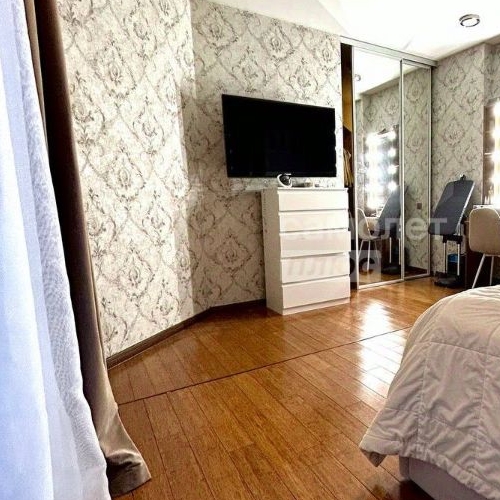 3-комн квартира Холмогорская улица, 2к3