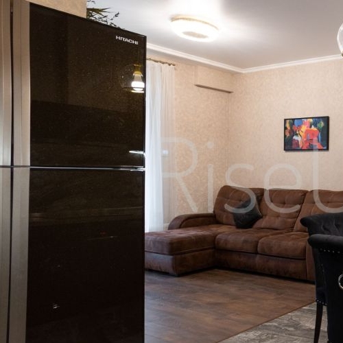 4-комн квартира улица Василисы Кожиной, 13