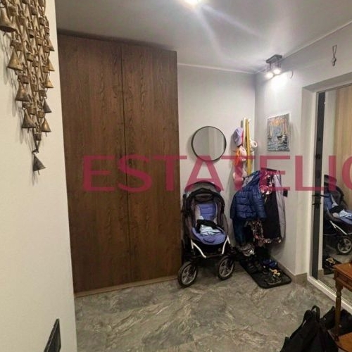 6-комн квартира Домостроительная улица, 14