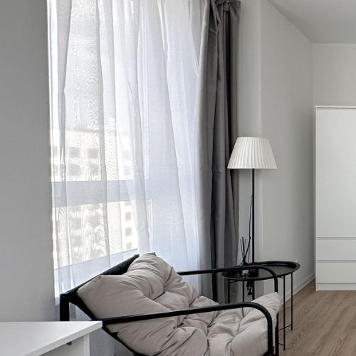 4-комн квартира улица Поляны, 5Ак2