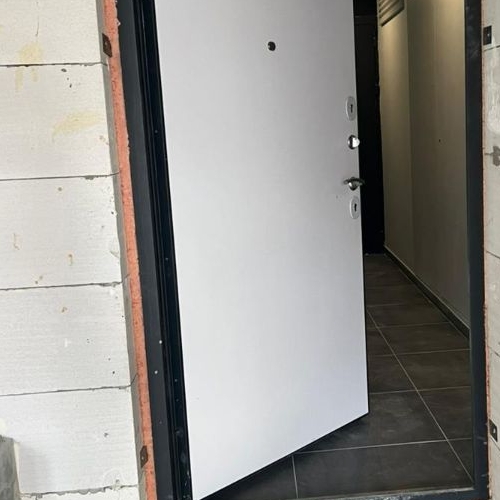 1-комн квартира Новоостаповская улица, 20