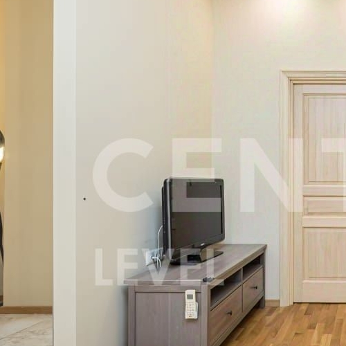 3-комн квартира Международный кв-л, Клязьма-Старбеево мкр, улица Береговая, 5