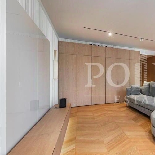 4-комн квартира улица Льва Толстого, 23к1