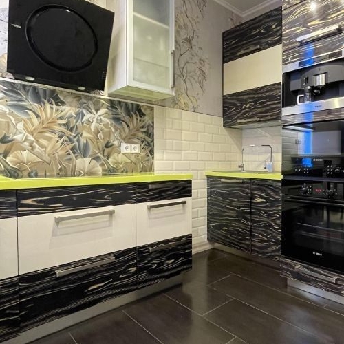 3-комн квартира Авиационная улица, 77