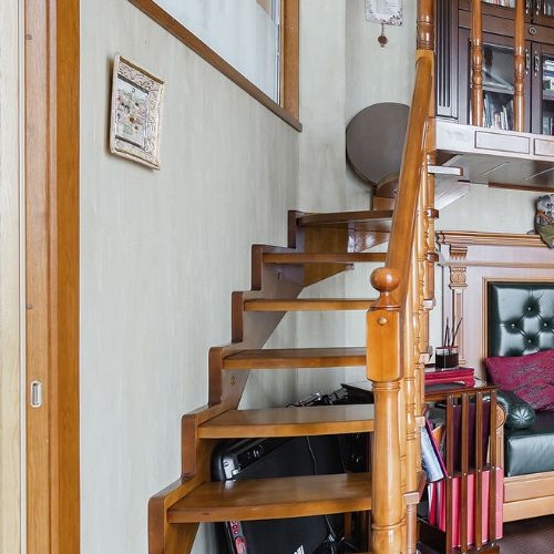 4-комн квартира Заречье пгт, улица Весенняя, 2к6