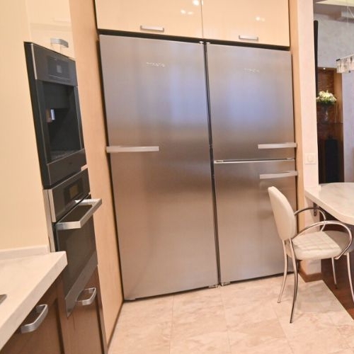 4-комн квартира улица Маршала Катукова, 24к6