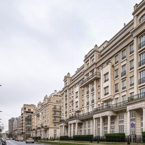 4-комн квартира улица Ефремова, 19к4