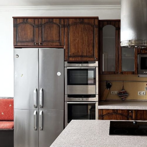 4-комн квартира улица Маршала Бирюзова, 31