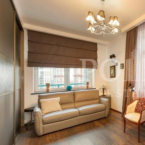 3-комн квартира Авиационная улица, 77к2