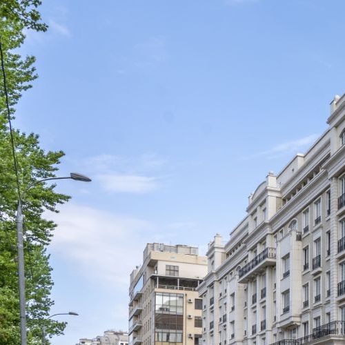 6-комн квартира улица Ефремова, 19к1