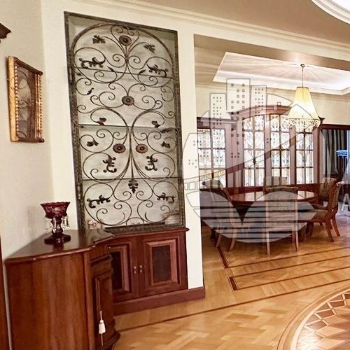 4-комн квартира 1-й Неопалимовский переулок, 8