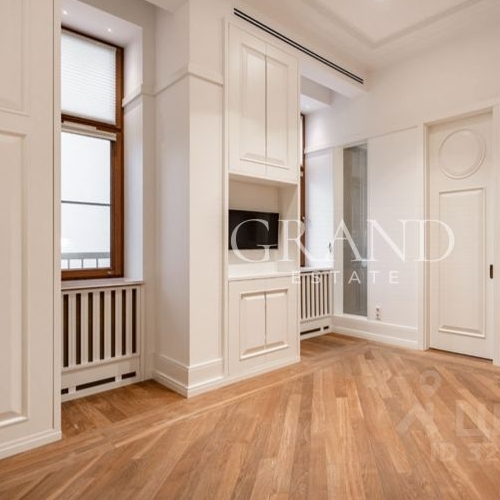 4-комн квартира улица Пречистенка, 13