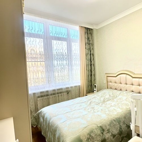 3-комн квартира Международный кв-л, Клязьма-Старбеево мкр, улица Береговая, 1А