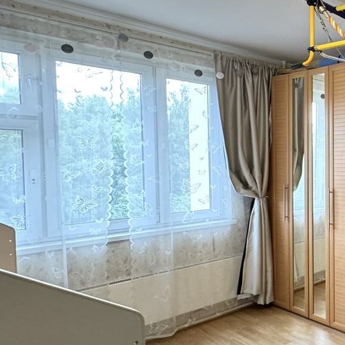 2-комн квартира улица Авиаконструктора Петлякова, 25