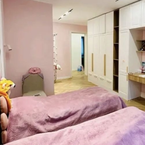 3-комн квартира Минская улица, 2