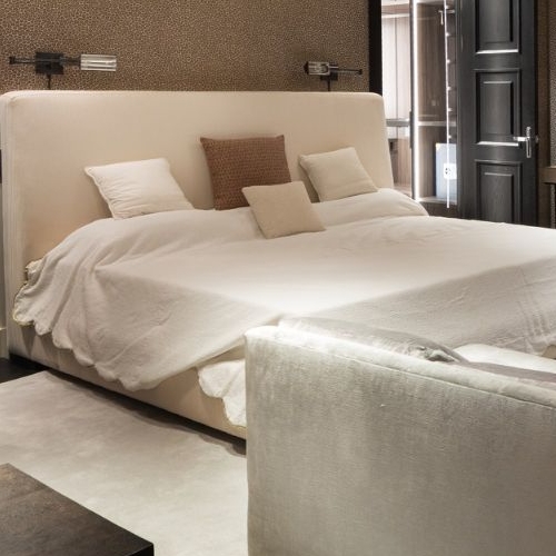 4-комн квартира улица Бурденко, 3