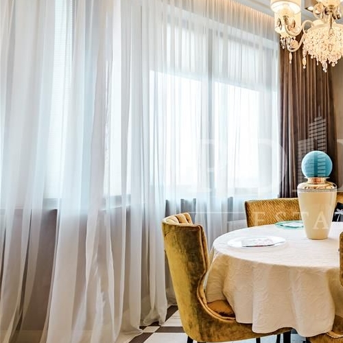 4-комн квартира улица Исаковского, 39К1