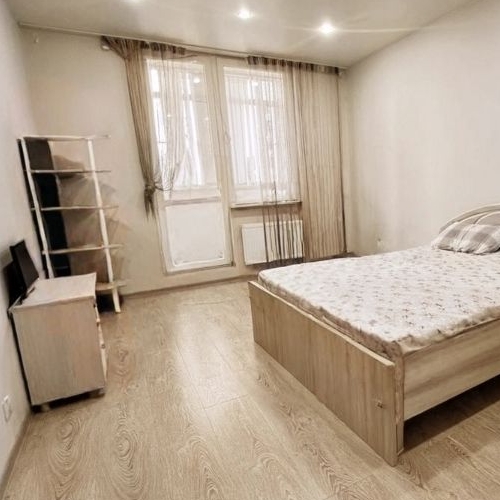 2-комн квартира улица Летчика Ульянина, 7