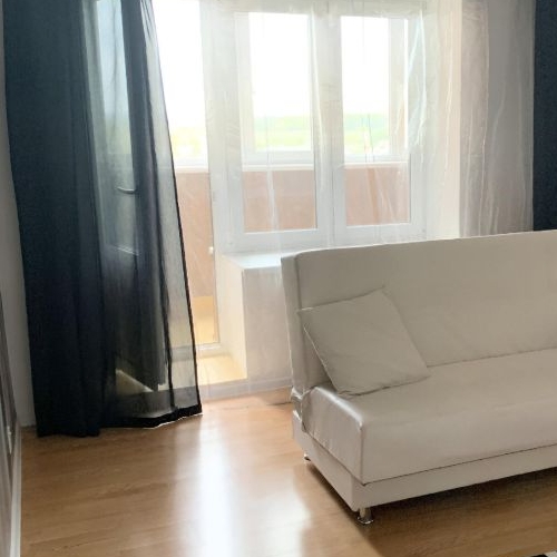 2-комн квартира Авиационный мкр, улица Жуковского, 14/18