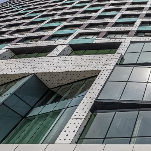 3-комн квартира улица Авиаконструктора Сухого, 2к1