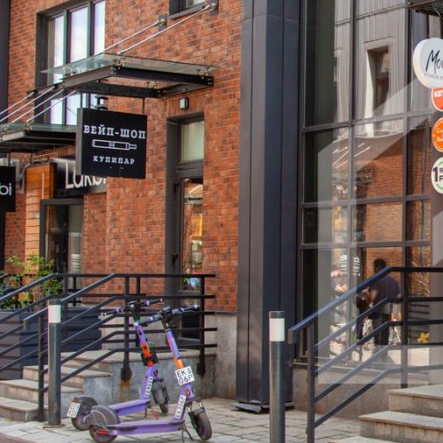 2-комн квартира проезд Аэропорта, 8