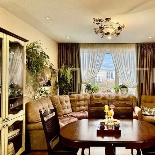 3-комн квартира улица Авиаконструктора Сухого, 2к1