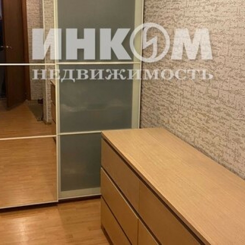 1-комн квартира ул Авиаконструктора Петлякова,  д. 31/1