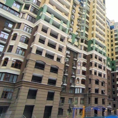 3-комн квартира Химки г, Имени К. И. Вороницына ул,  д. 1к1