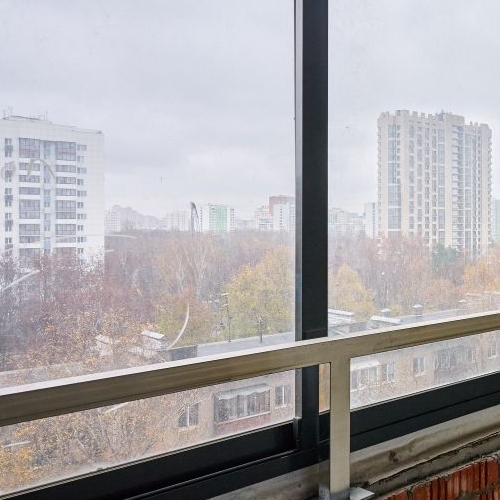 2-комн квартира улица Коминтерна, 15