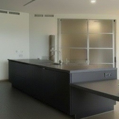 3-комн квартира Минская улица, 1ГК2