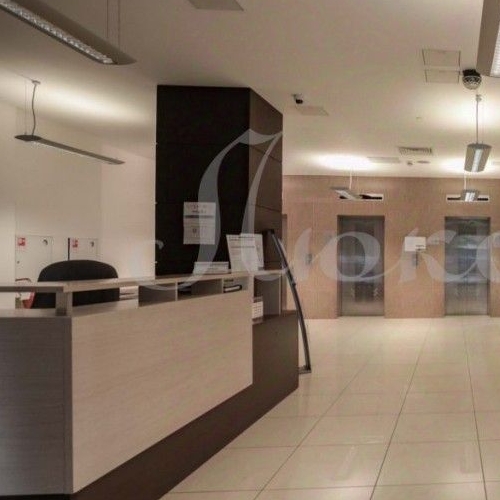 5-комн квартира улица Маршала Конева, 14