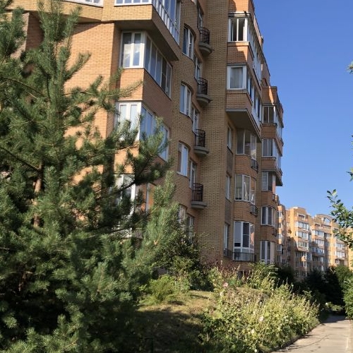 5-комн квартира д. Глухово, улица Рублевское Предместье, 4к2