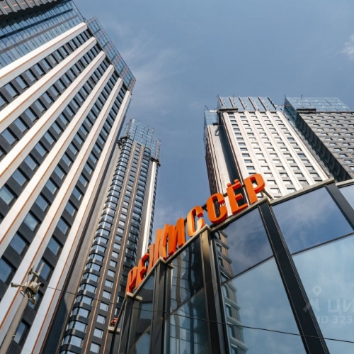 3-комн квартира улица Вильгельма Пика,  д. 1