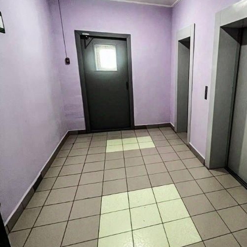 2-комн квартира Дзержинский, улица Ленина, 2а