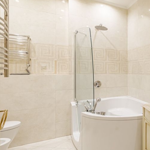 4-комн квартира улица Советской Армии, 6