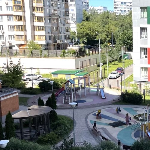 4-комн квартира улица Твардовского, 12к2