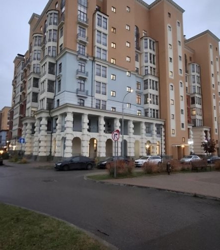 4-комн квартира Сабурово пгт, улица Рождественская, 4