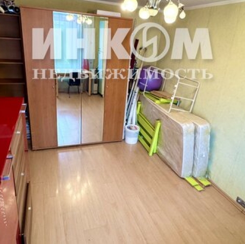 3-комн квартира улица Генерала Тюленева,  д. 29 к4
