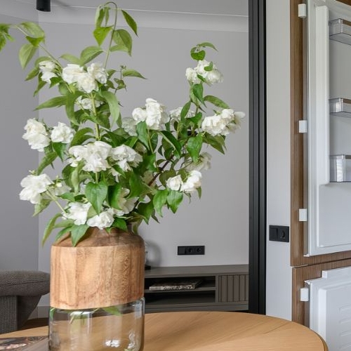 3-комн квартира улица Генерала Донскова, 23к3