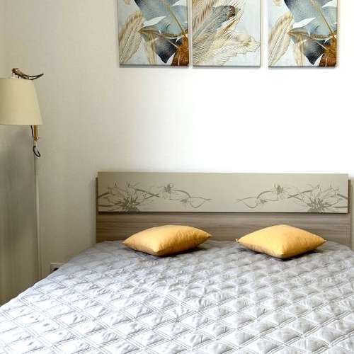 Студия улица Летчика Грицевца, 14А