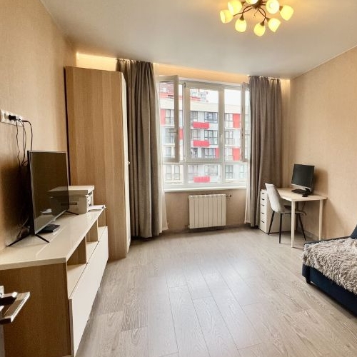 2-комн квартира бульвар Веласкеса, 2