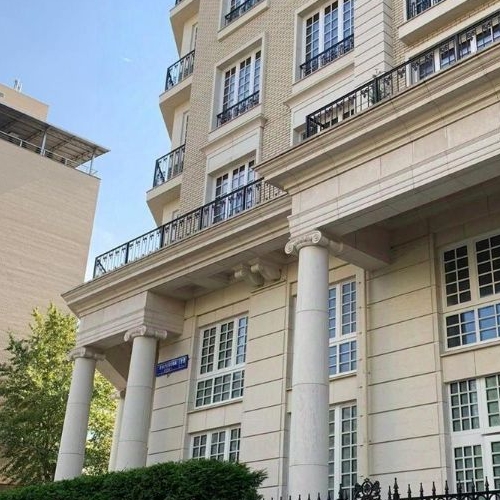 3-комн квартира улица Ефремова, 19к2