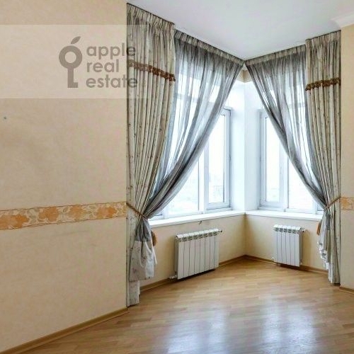 6-комн квартира улица Маршала Соколовского, 1